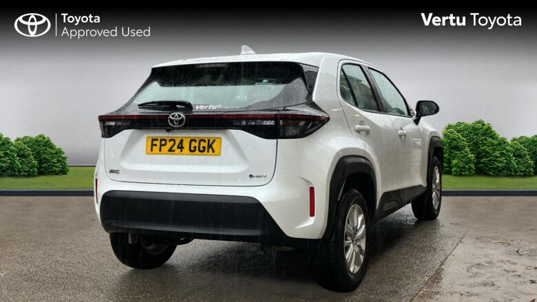 Toyota Yaris Cross 1.5 Hybrid Icon 5dr CVT Hybrid Estate